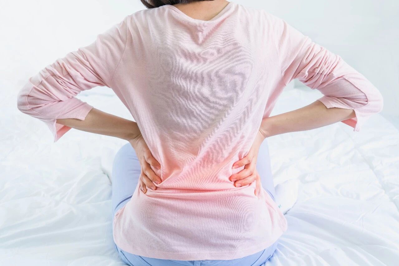 腰痛